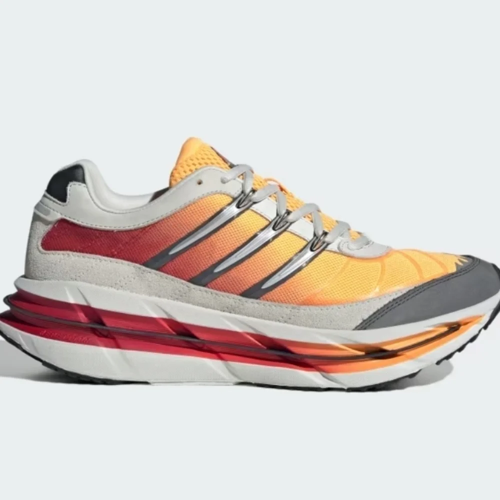 Mens Adistar Hrmy Sneakers In Supplier Colour / Grey Six / Team Victory Red